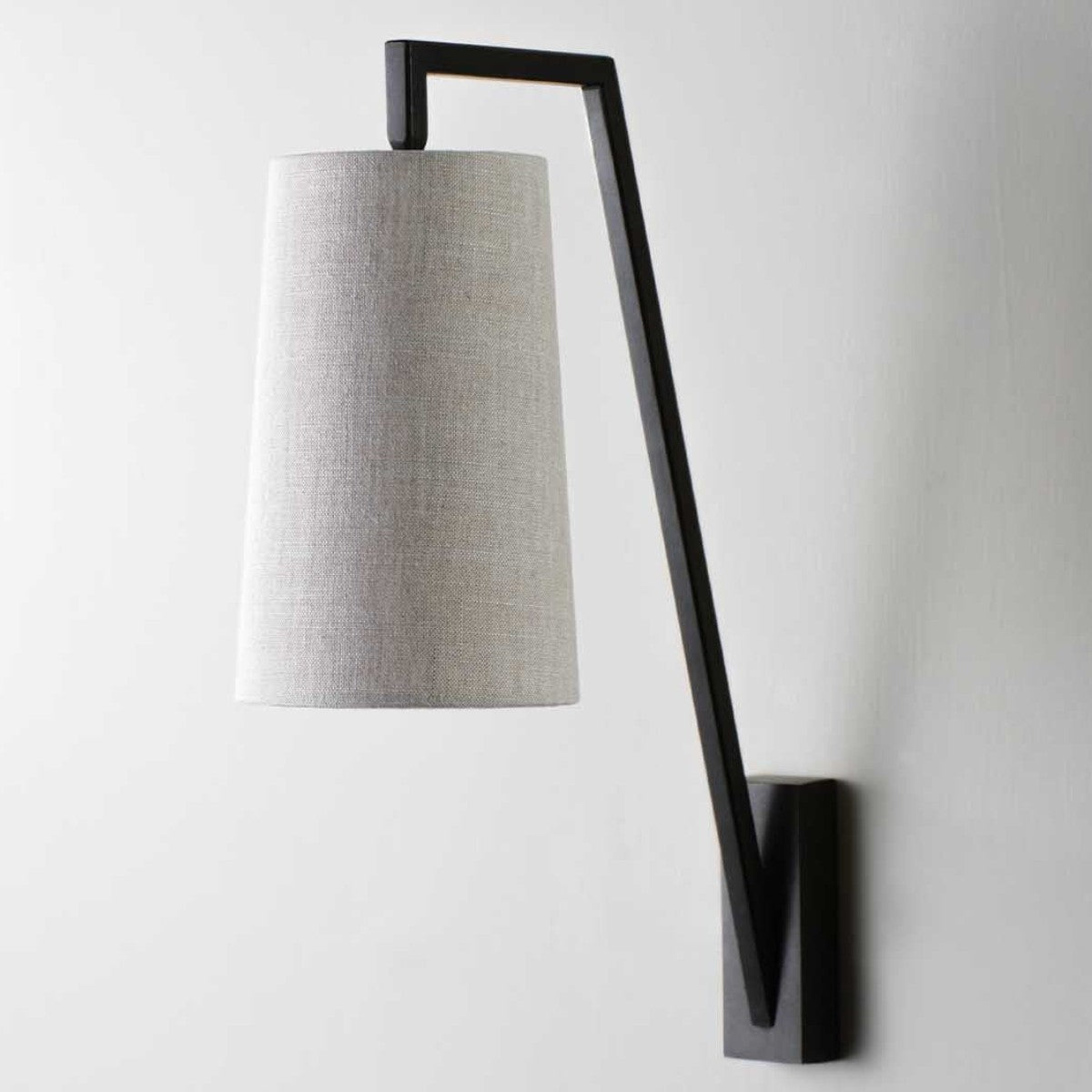 Porta Romana I Monty Wall Light Senior