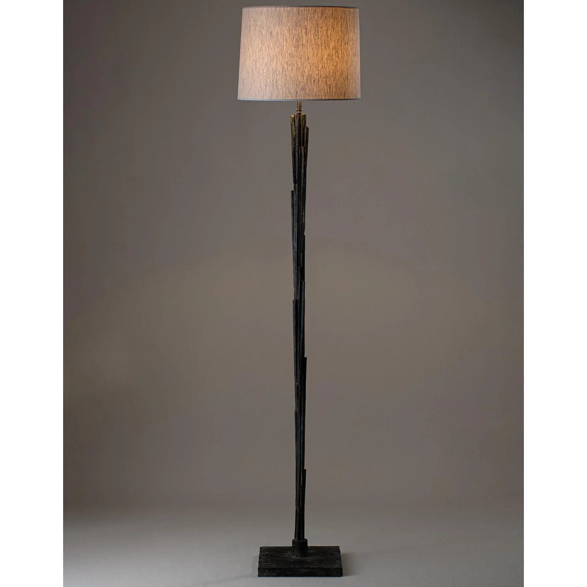 Porta Romana | Hanzo Floor Lamp