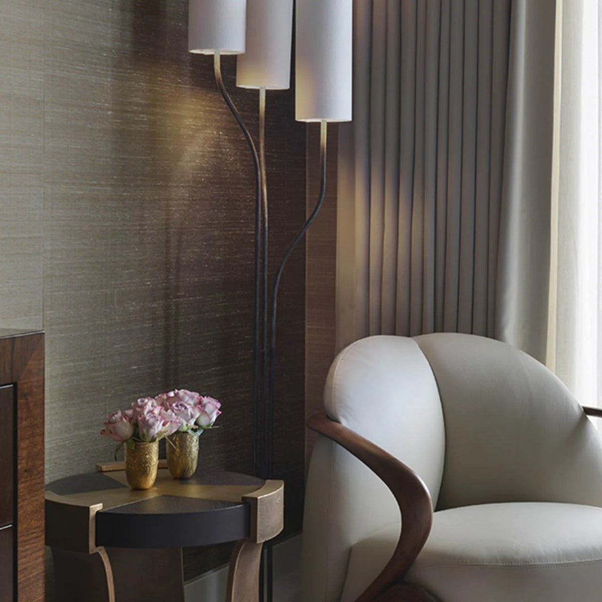 Porta Romana I Hydra Floor Lamp