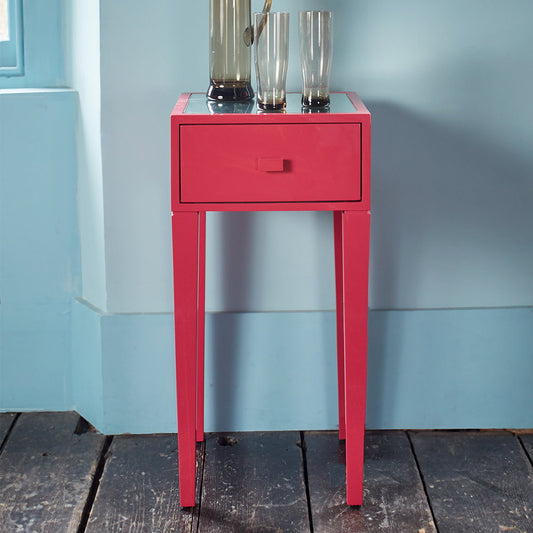 Julian Chichester | Holly Bedside