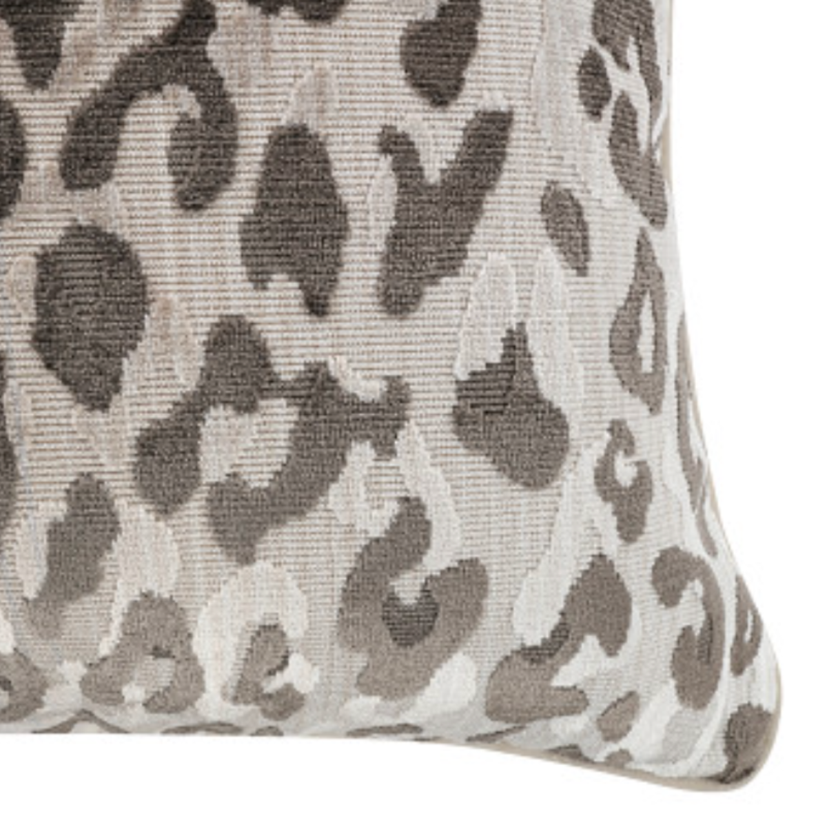 ROMO | Temperley London | Mimi Velvet 60cm x 40cm Cushion