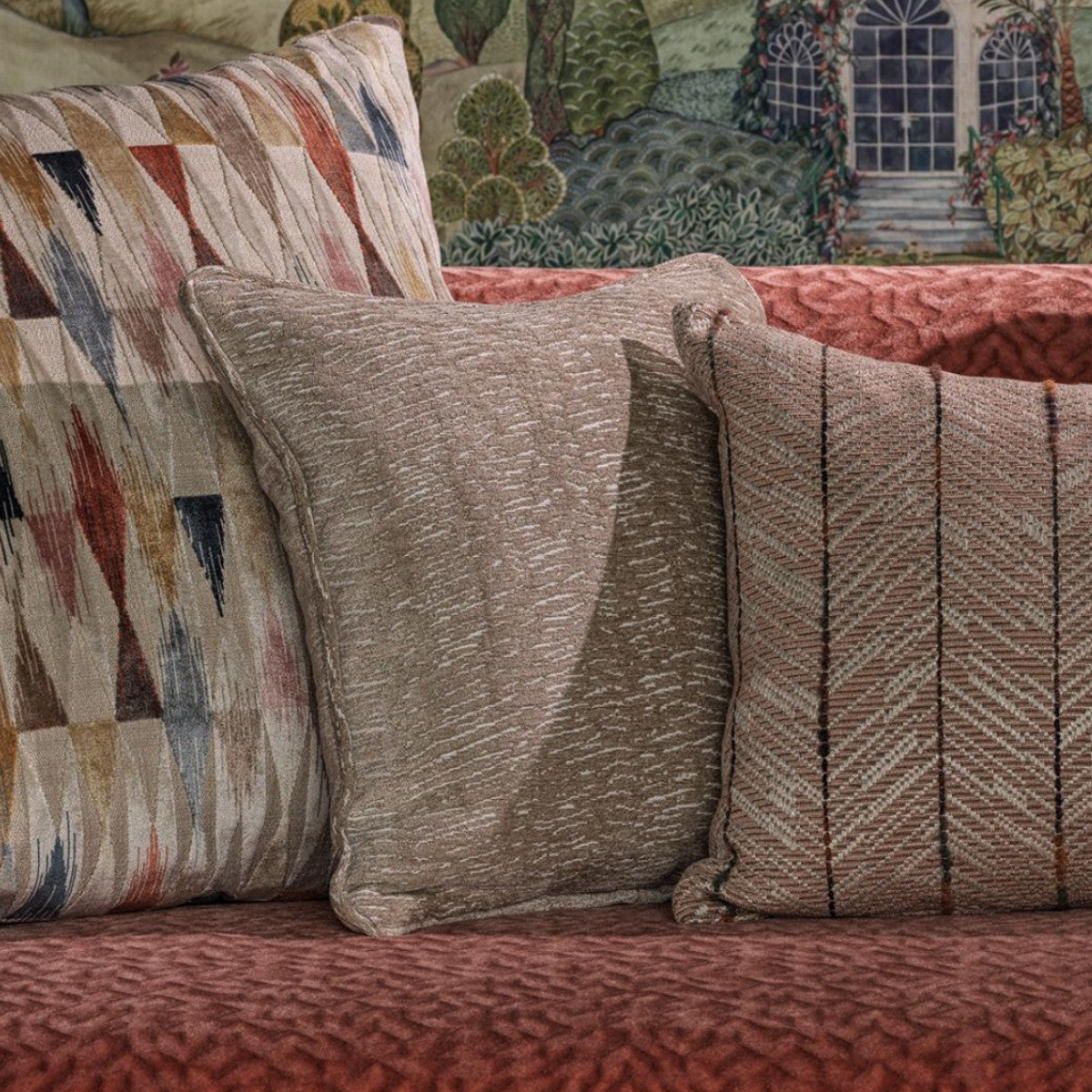 Osborne & Little | Courtnell