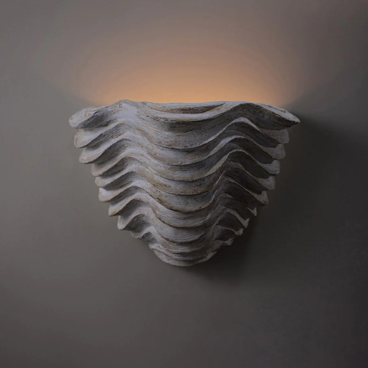 Porta Romana | Clam Shell Wall Light Small