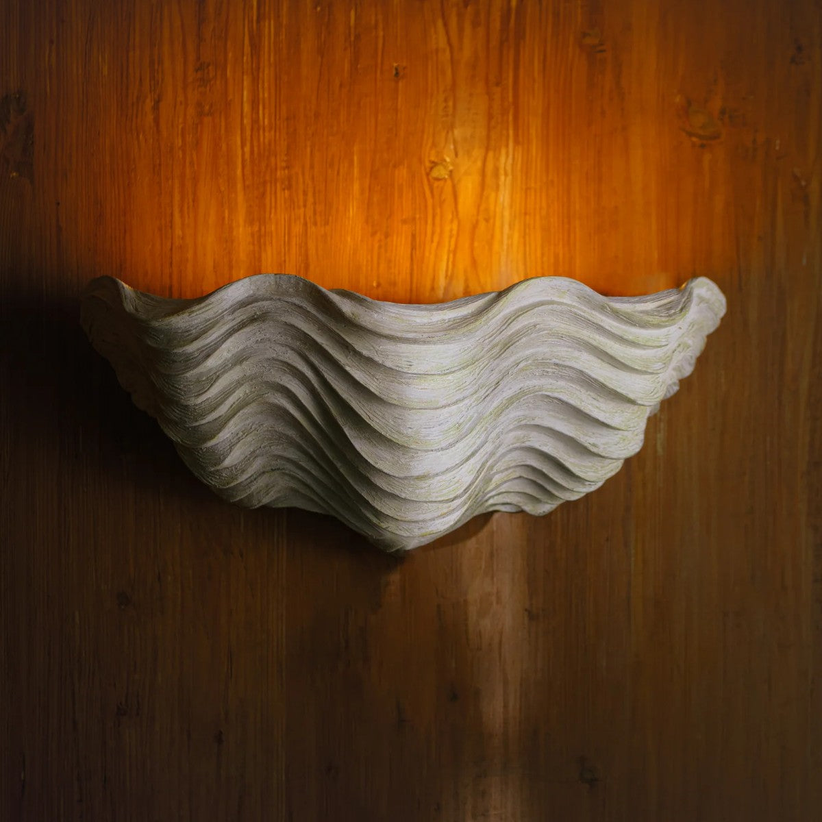 Porta Romana | Clam Shell Wall Light Large