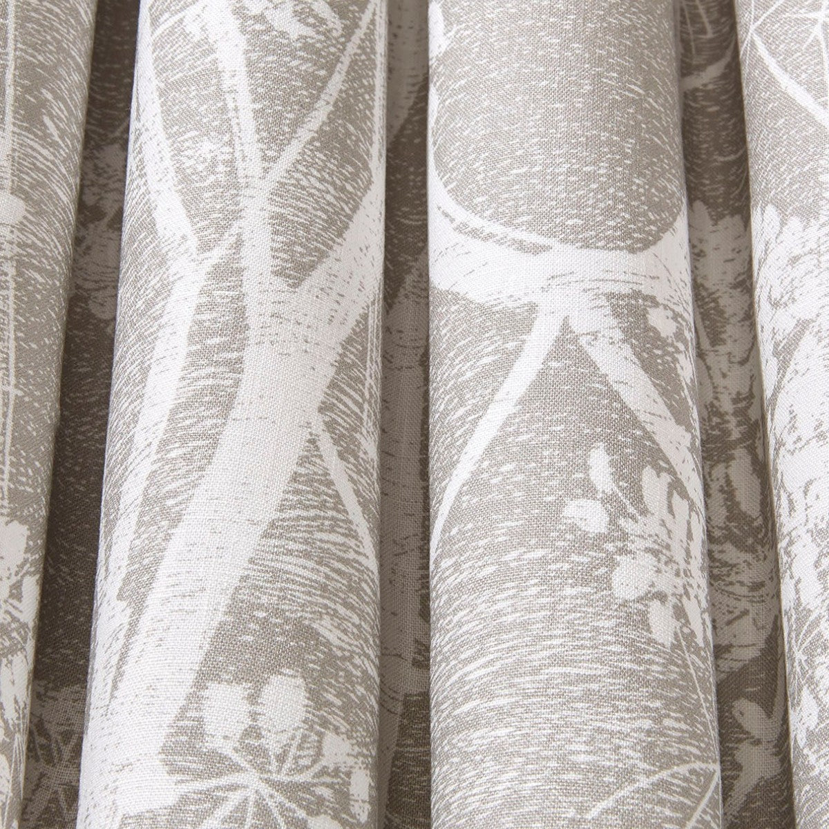 Cole & Son | Cow Parsley Linen