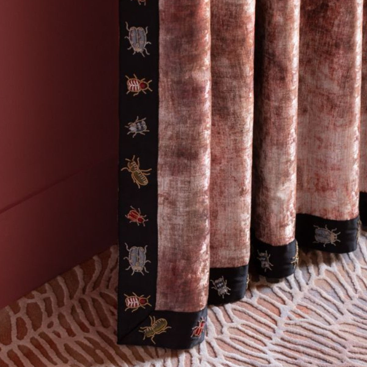 Samuel and Sons | Ensemble Beaded Border