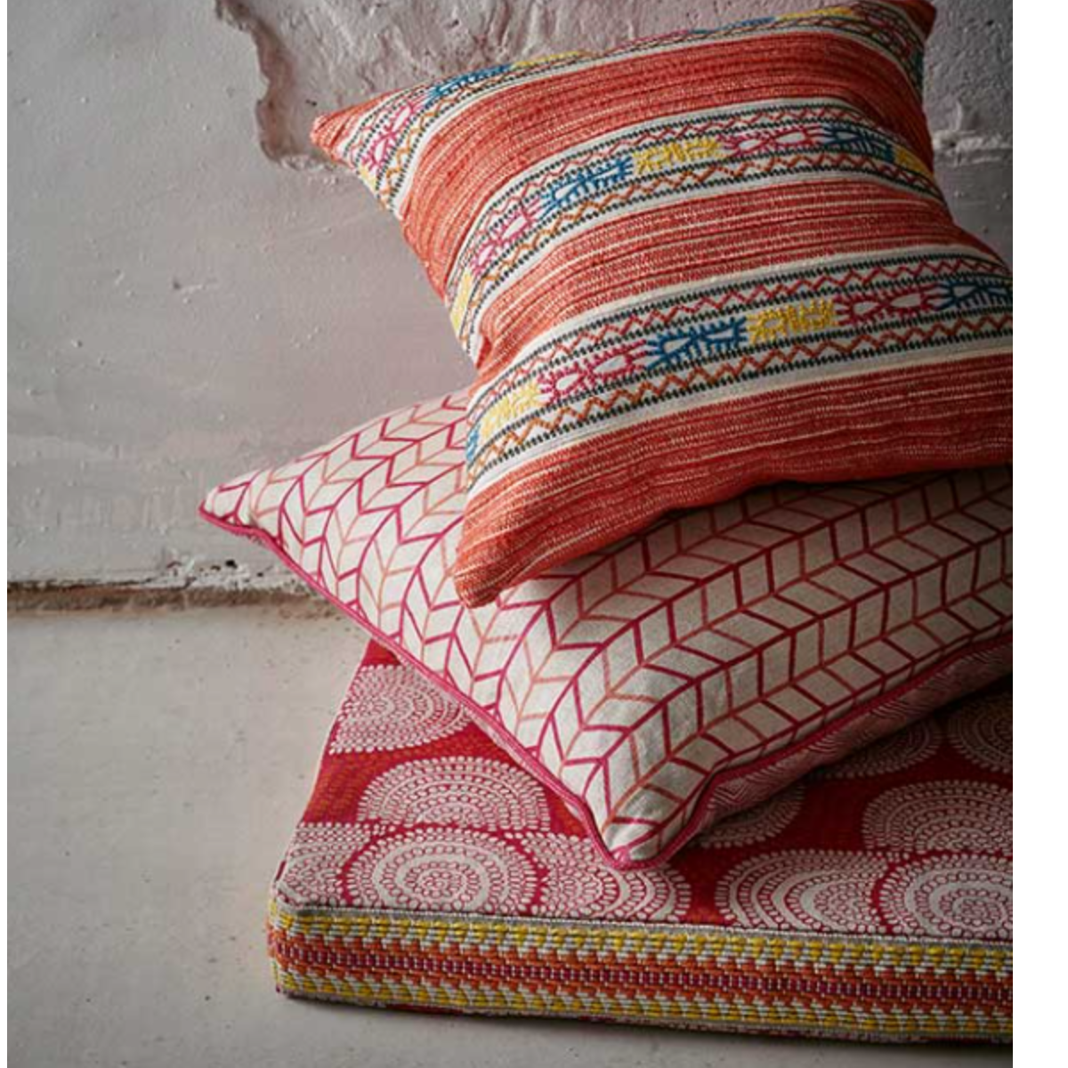 Christopher Farr Cloth | Railroad Border