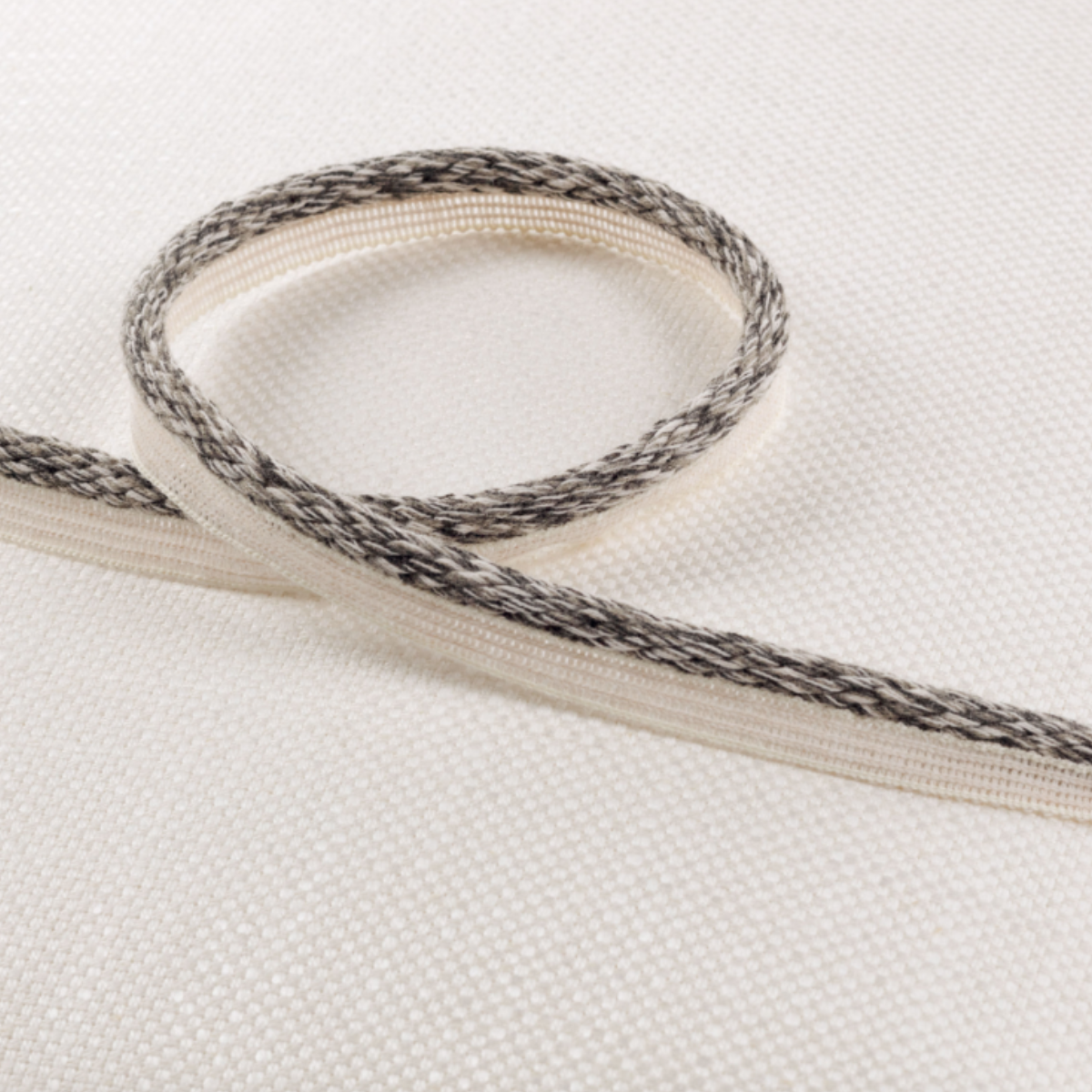 ROMO | Jacuba Trimmings | Tana Cord