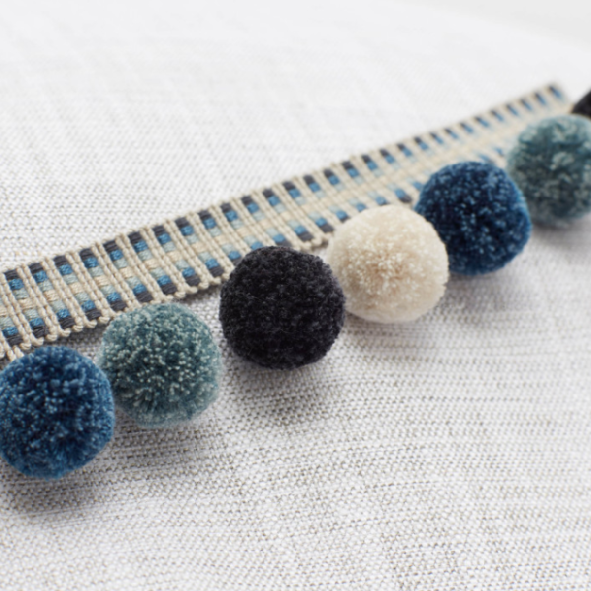 ROMO | Tivoli Trimmings | Tivoli Fringe