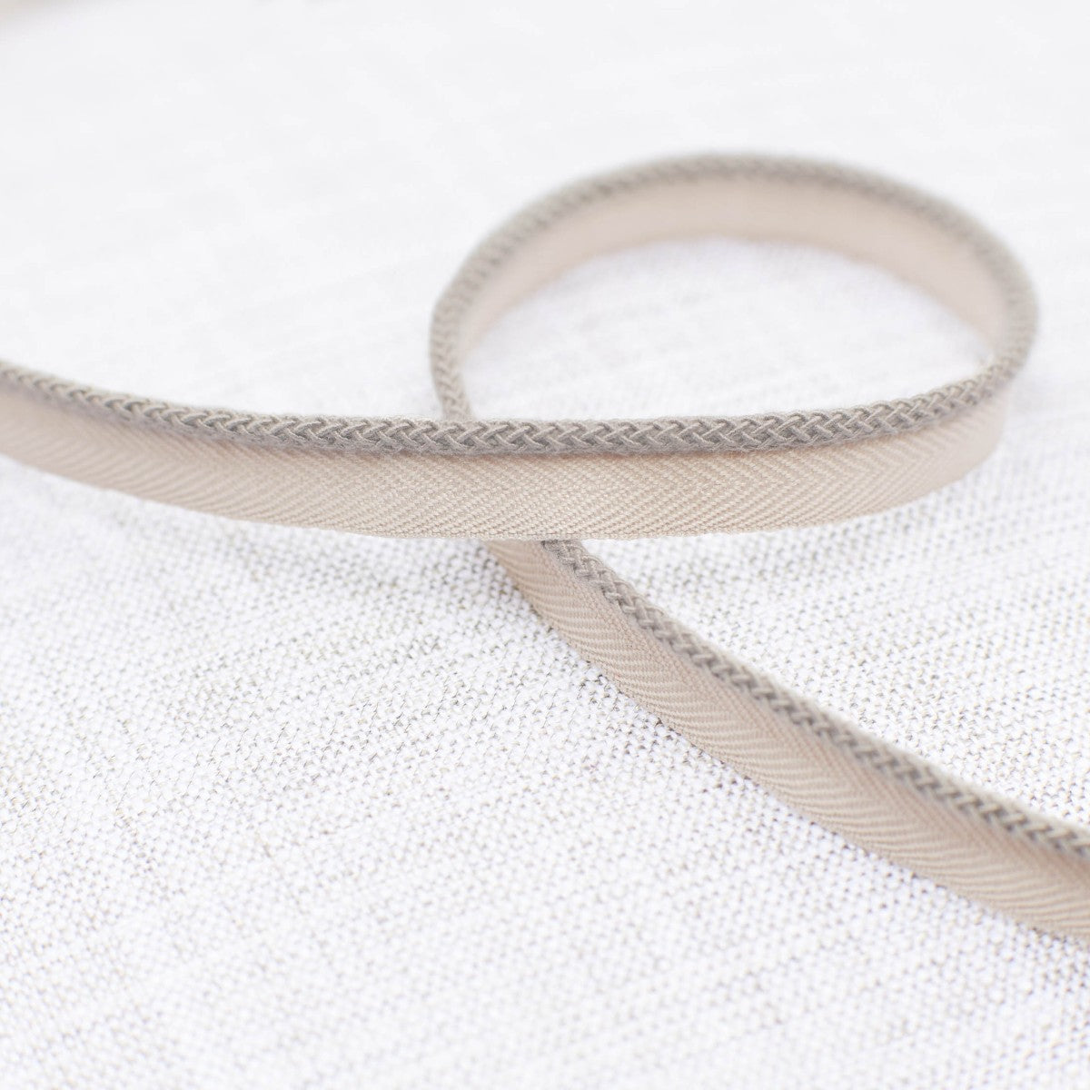 ROMO | Tivoli Trimmings | Alta Mini Lipcord