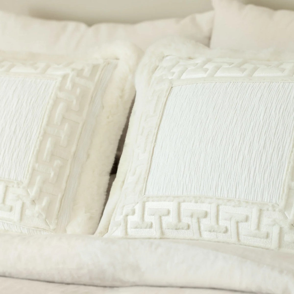 Samuel and Sons | Cortina Faux Fur Fringe