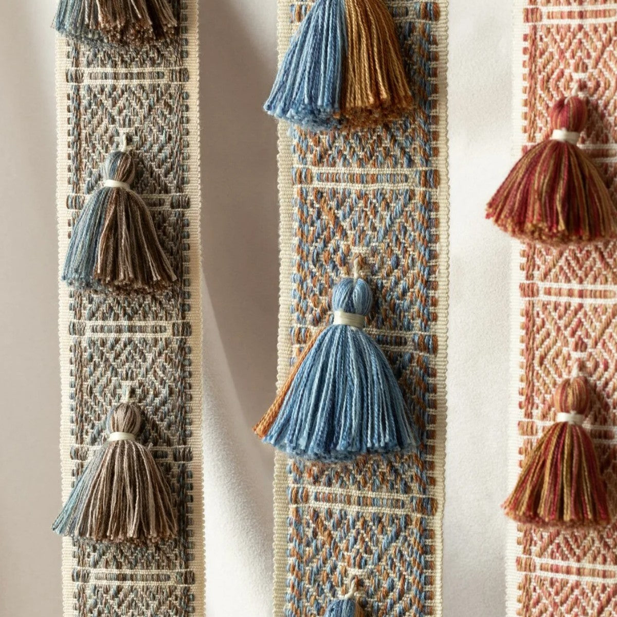 Samuel and Sons | Taos Tasseled Border