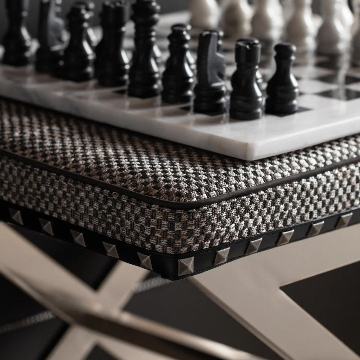 Samuel and Sons | Merens Nailhead Border