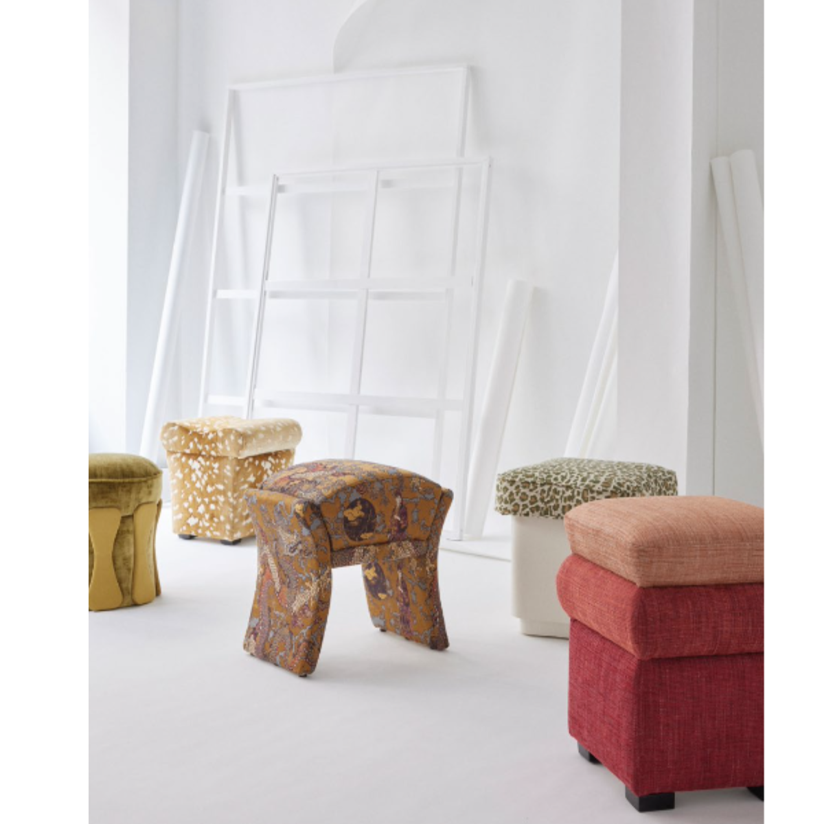 Nobilis | Alto Footstool