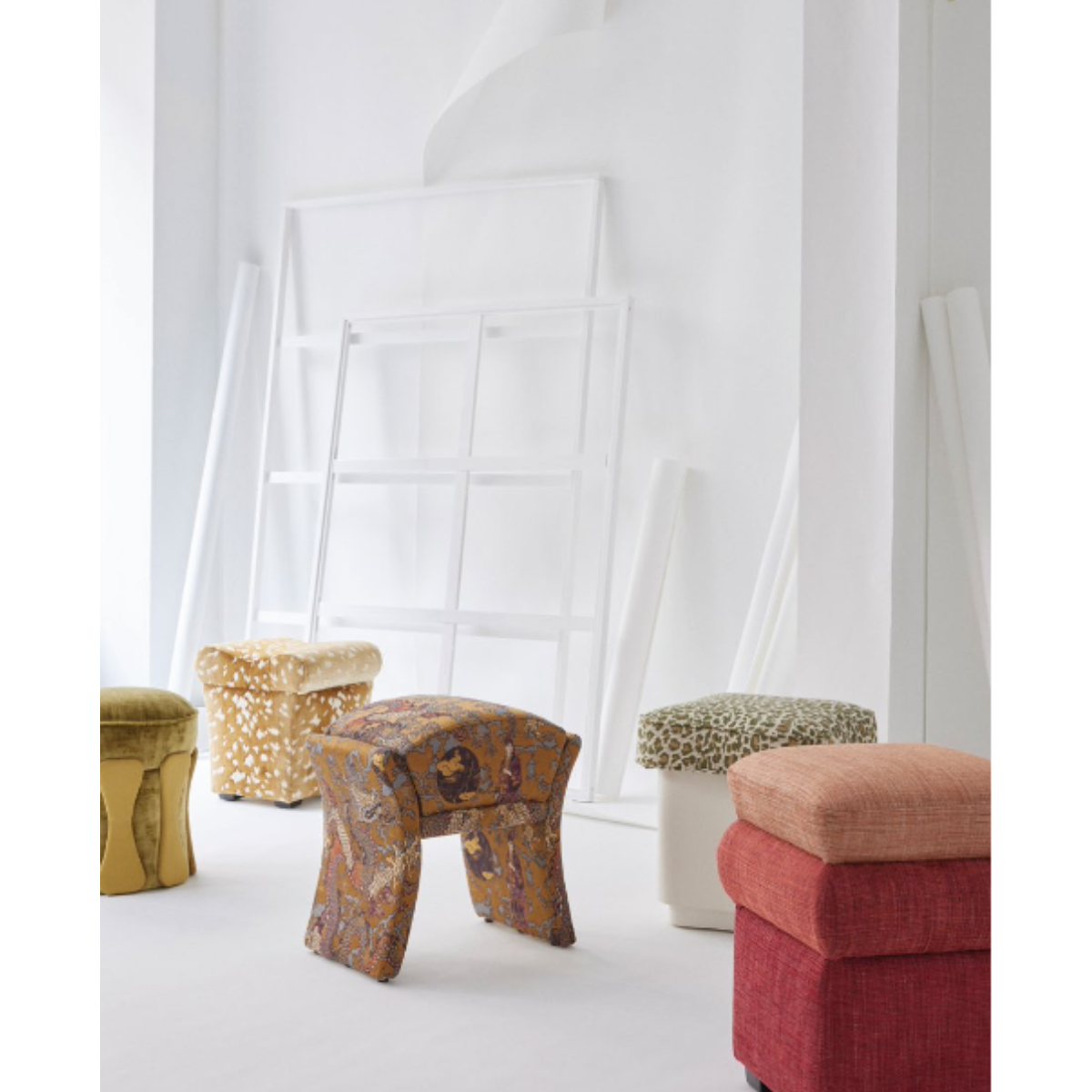 Nobilis | Luck Footstool