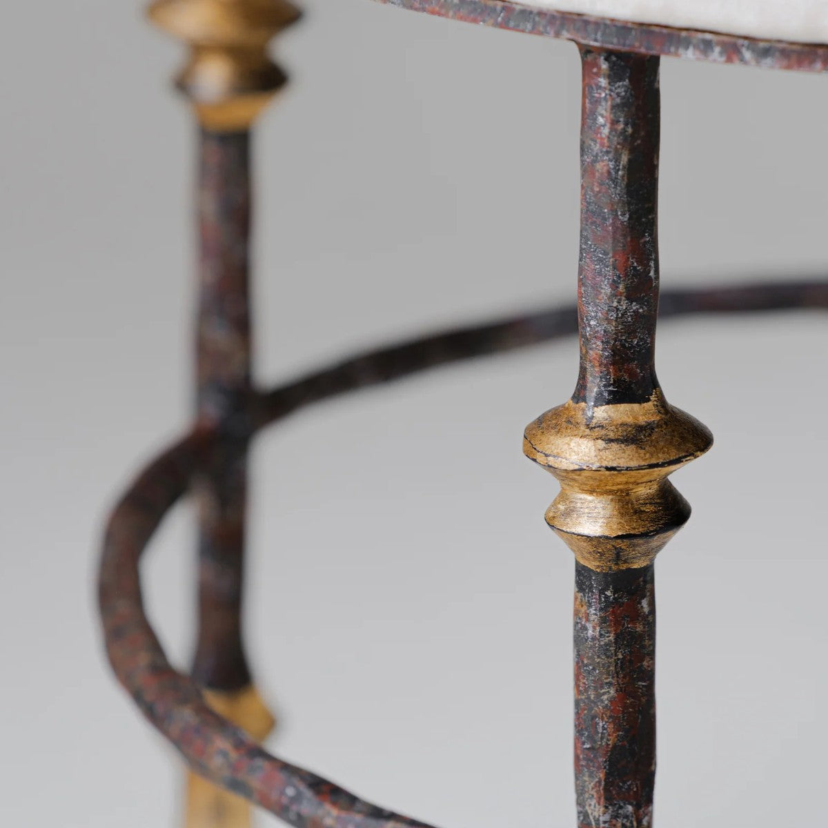 Porta Romana | Stanley Round Stool