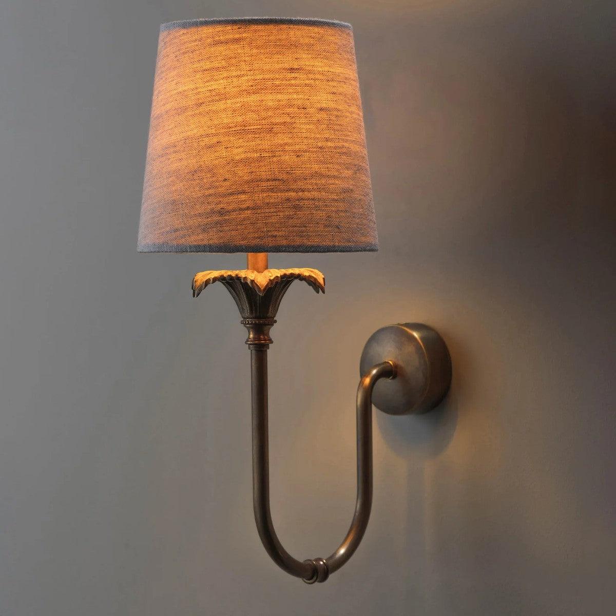 Porta Romana I Edith Wall Light
