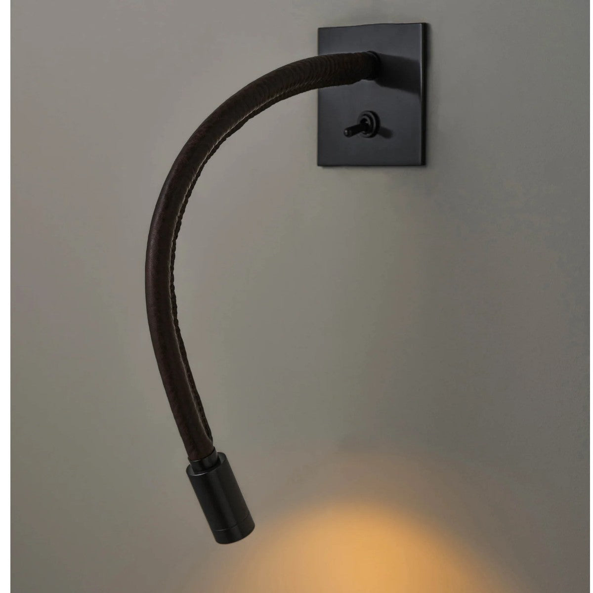 Porta Romana | Huxley Jordan Wall Light Large