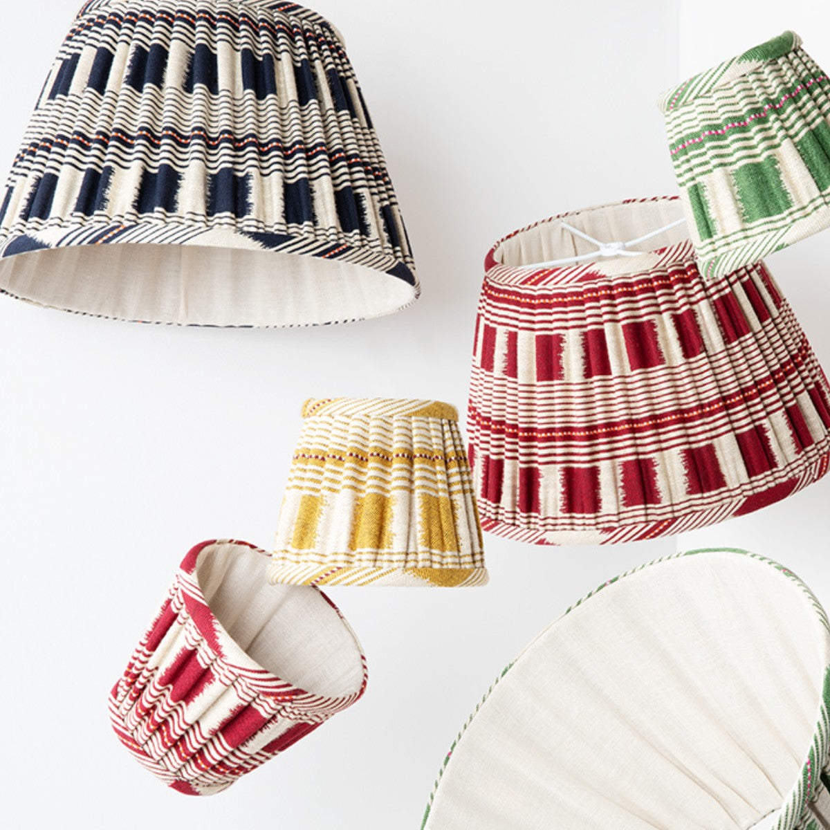 Christopher Farr Cloth | 14`` Lost and Found Lampshade