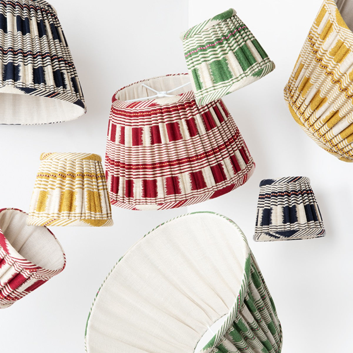 Christopher Farr Cloth | 14`` Lost and Found Lampshade