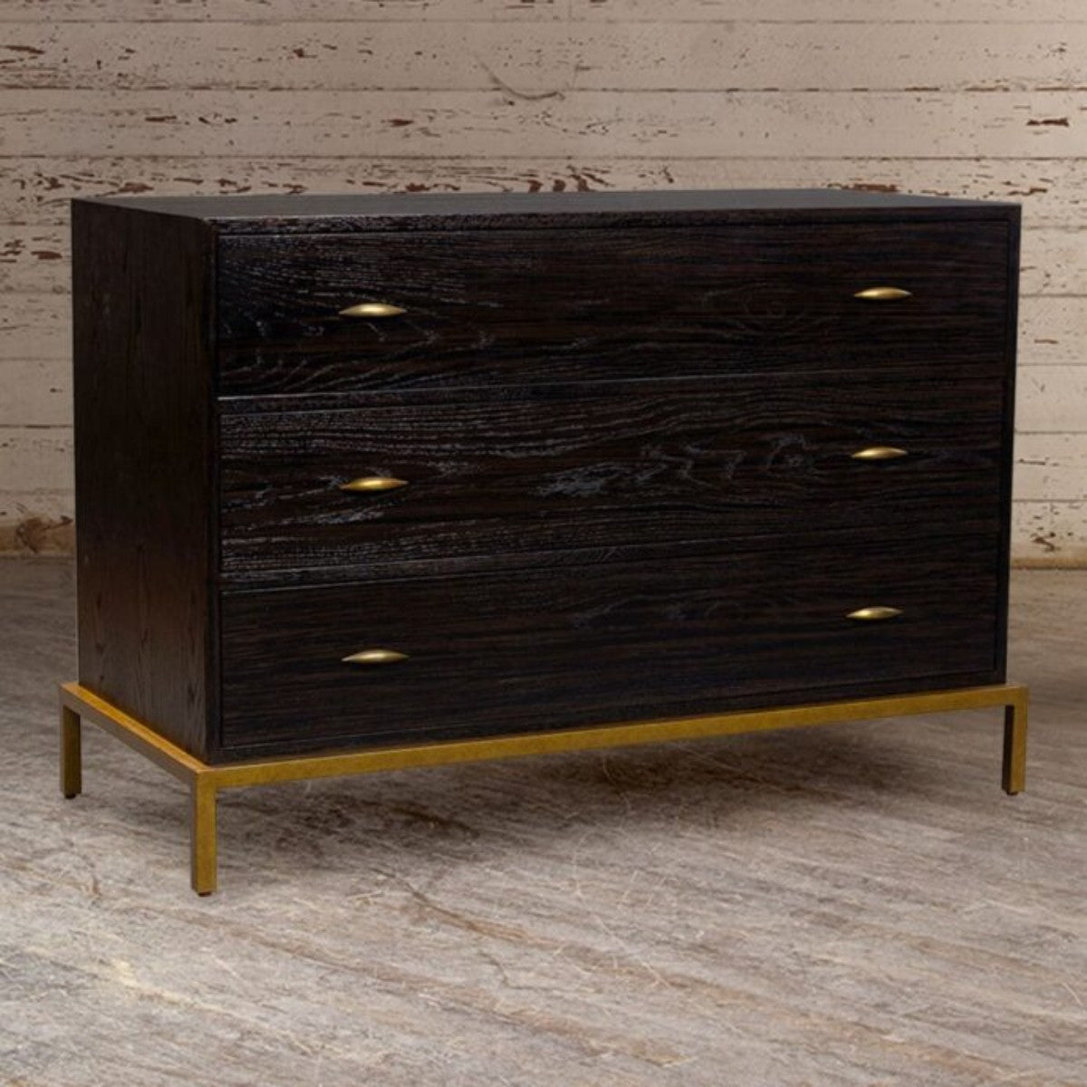 Julian Chichester | Felix Chest