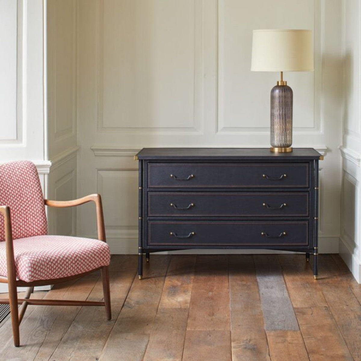 Julian Chichester | Richter Chest