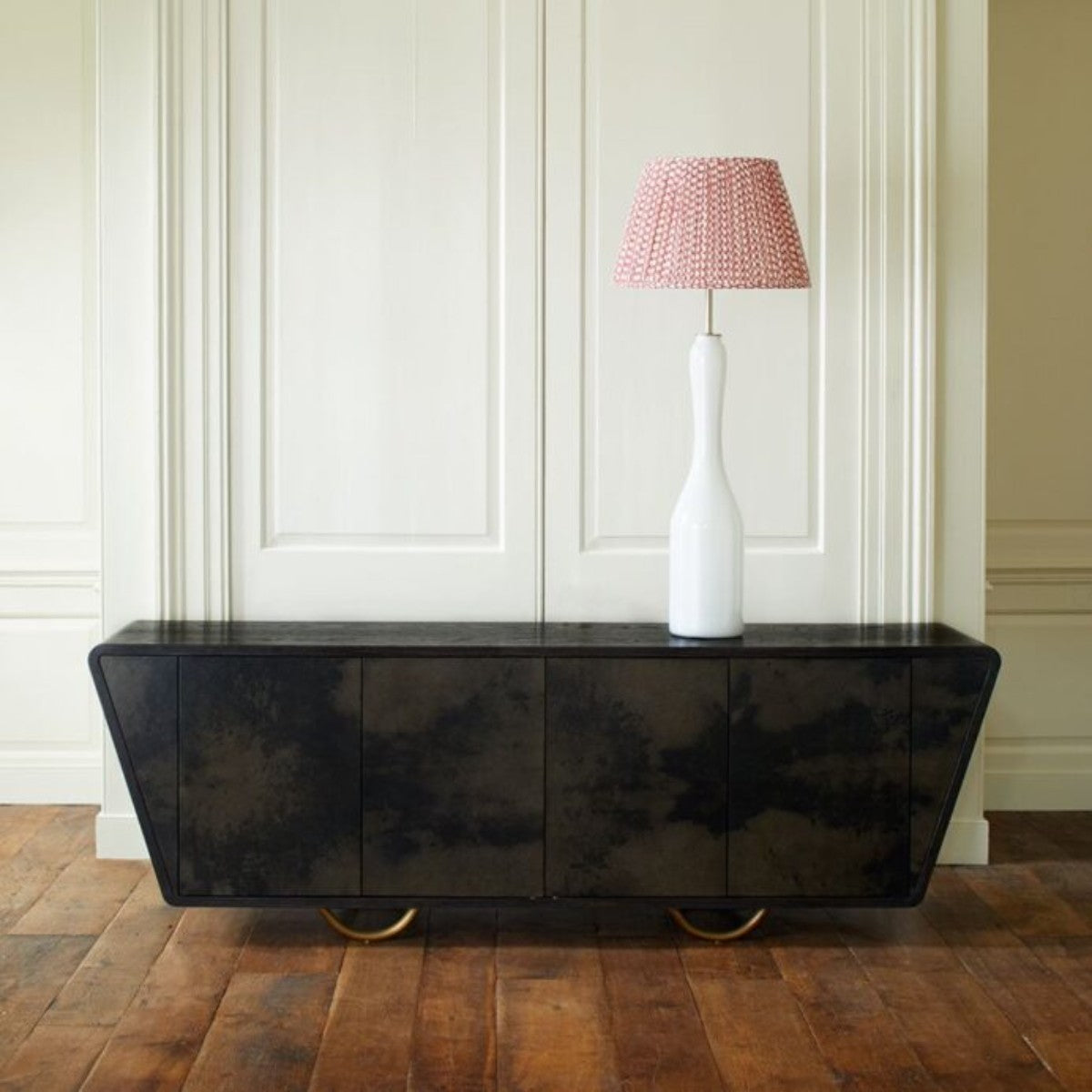 Julian Chichester | Danish Cabinet Large