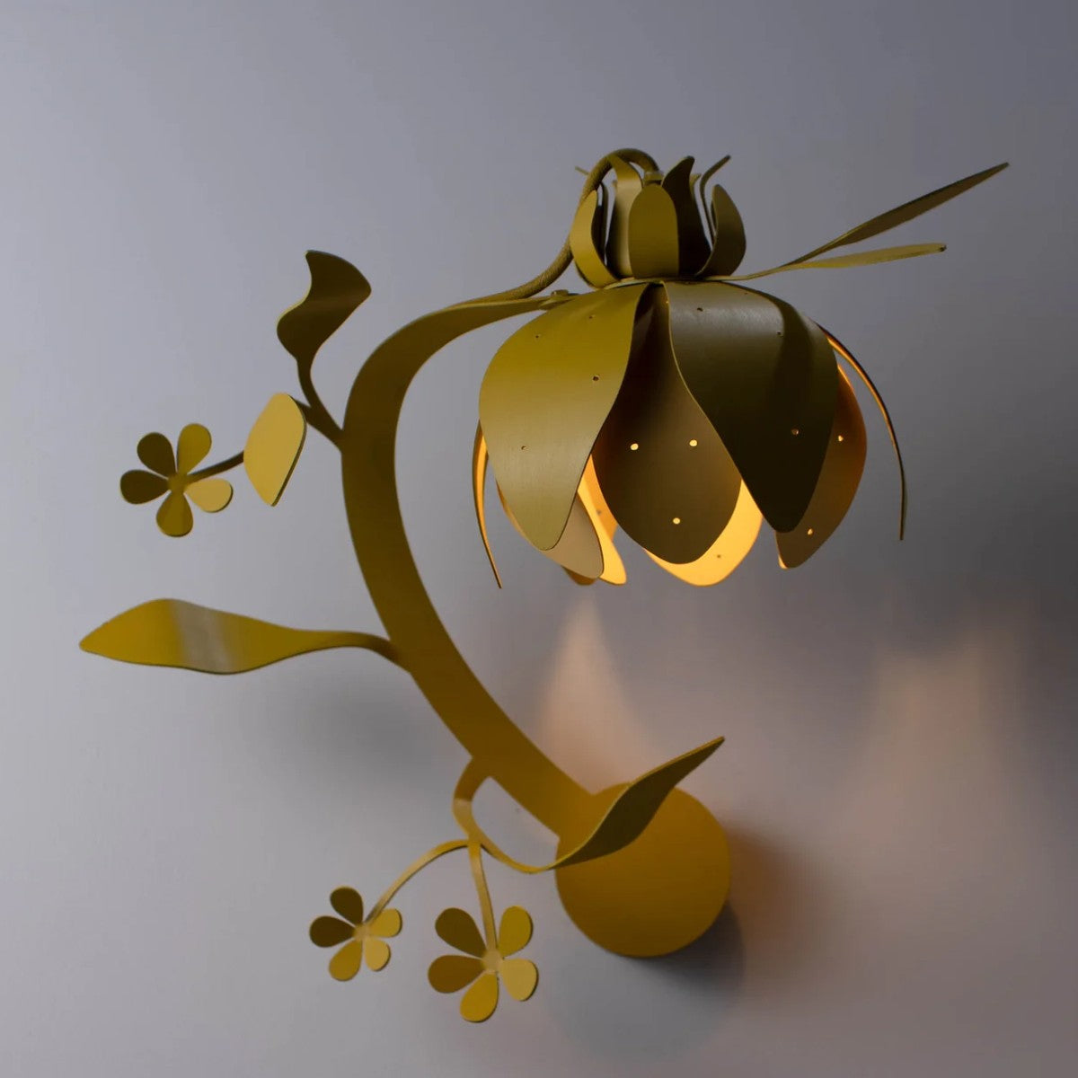 Porta Romana | Botanica Wall Light