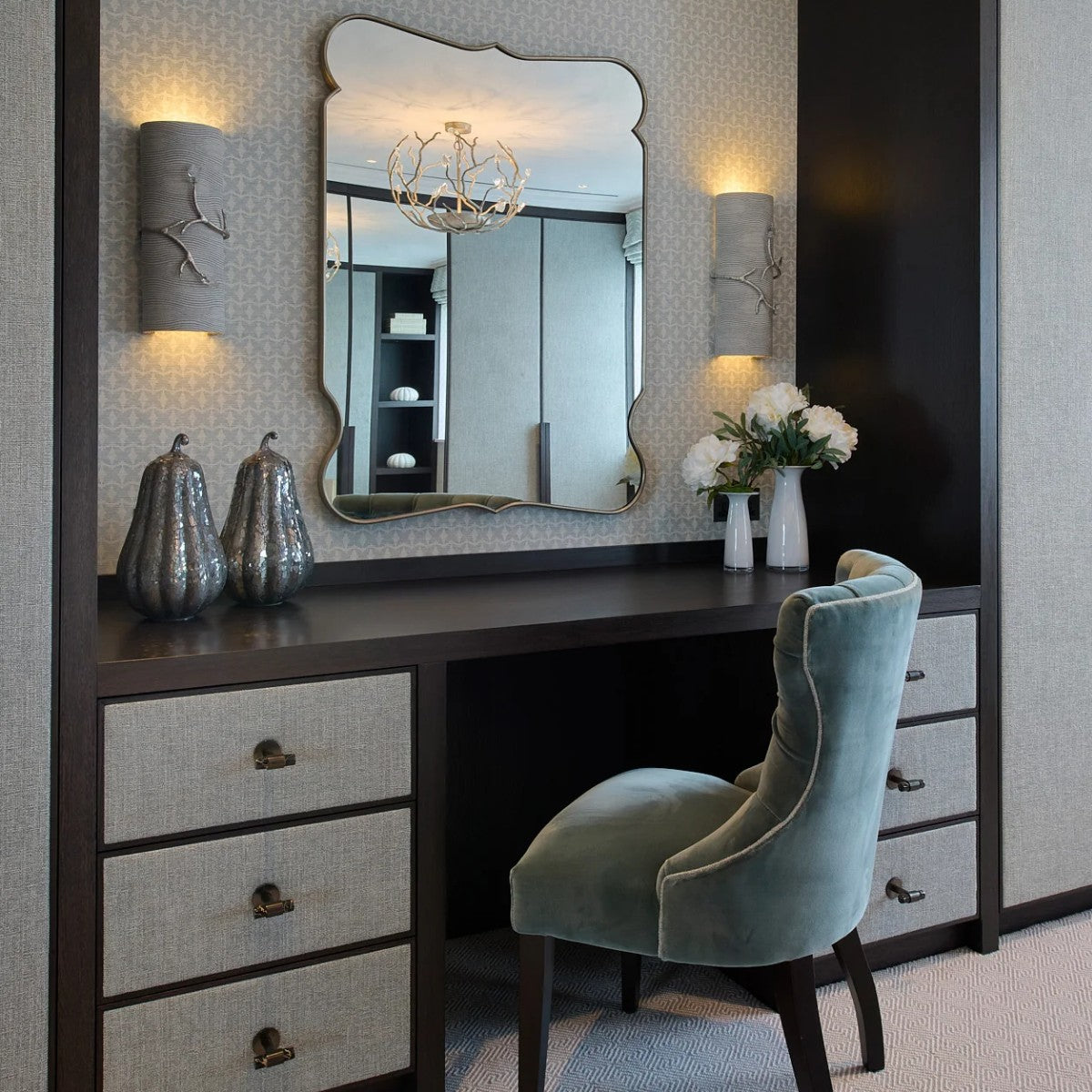 Porta Romana | Blossom Wall Light