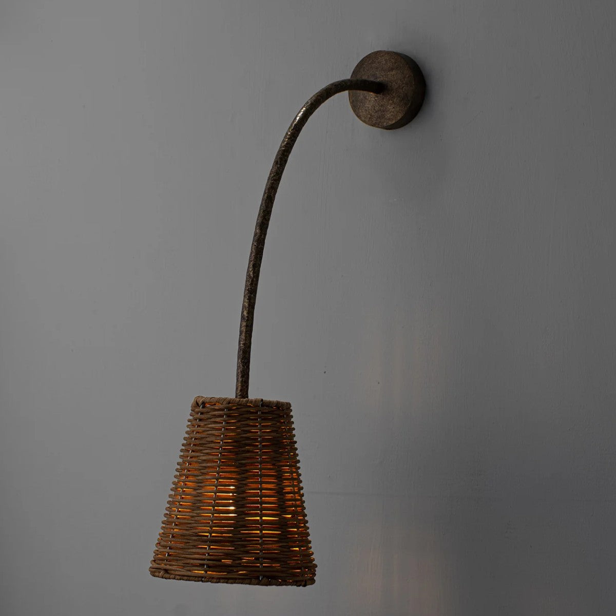 Porta Romana I Huck Wall Light Small