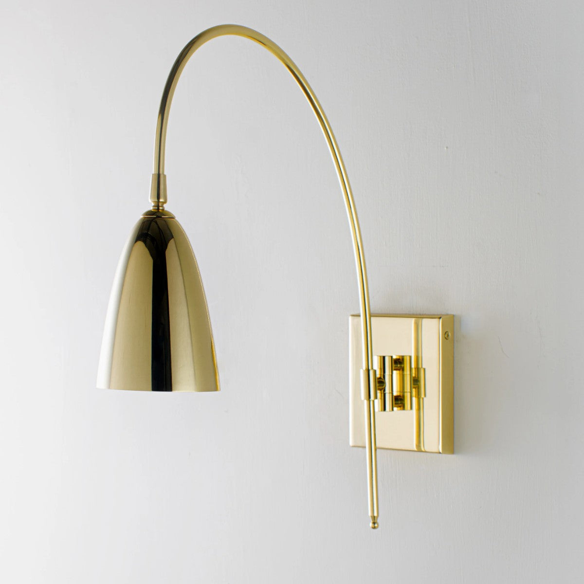 Porta Romana I Kingsley Wall Light