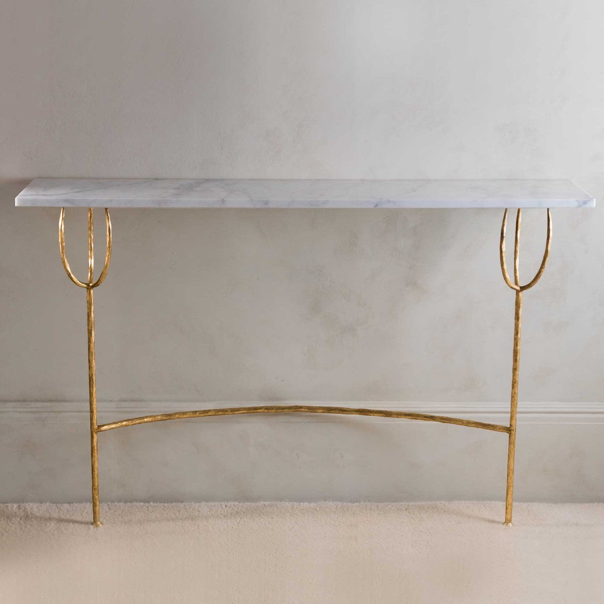 Porta Romana I Logan Hall Table