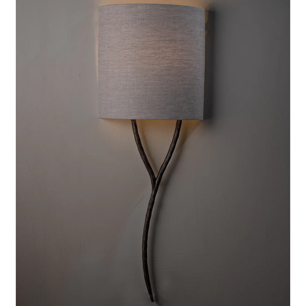 Porta Romana I Yves Wall Light