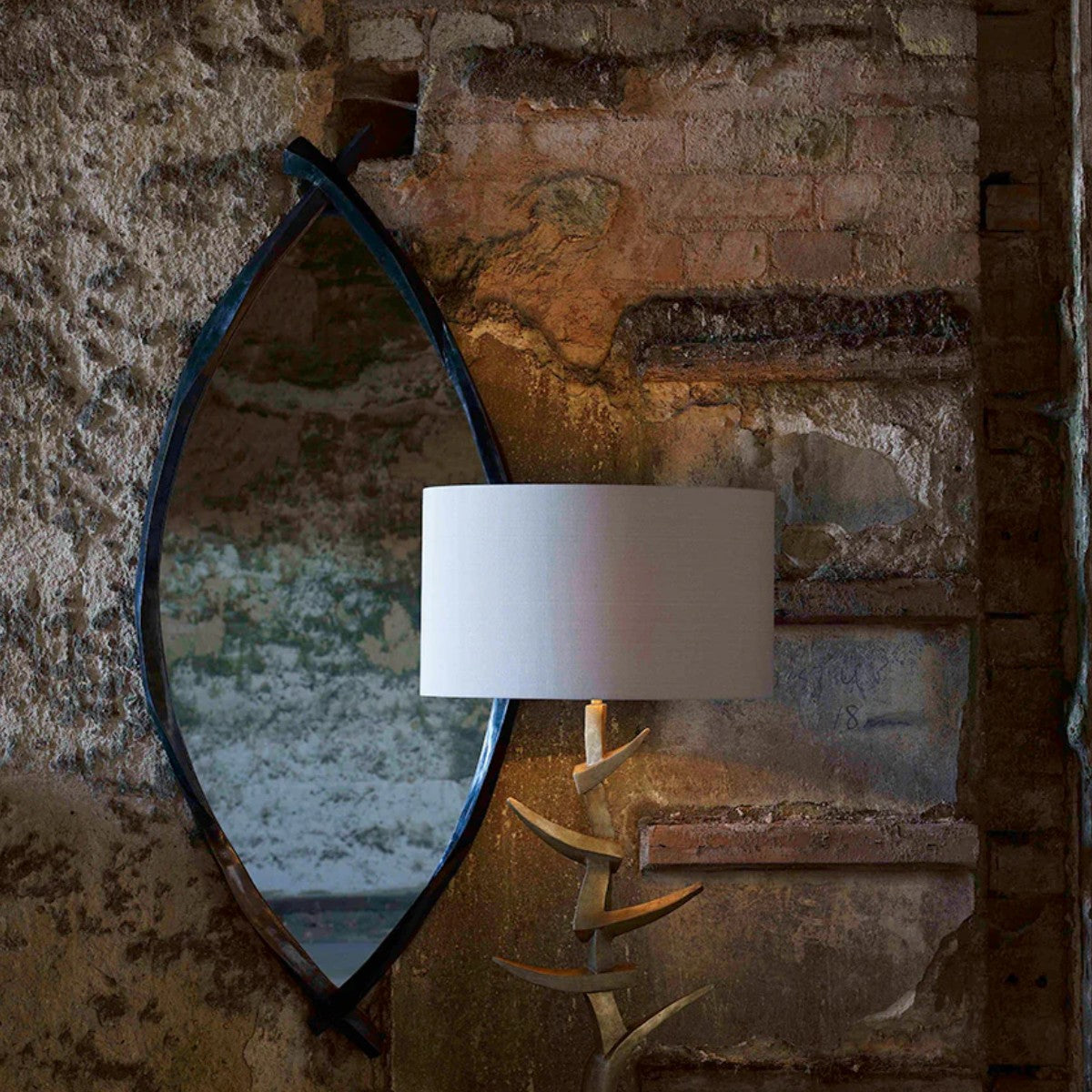 Porta Romana I Pioche Mirror