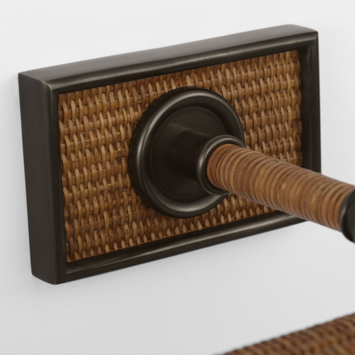 Visual Comfort | Chapman & Myers | Halwell 8`` Picture Light