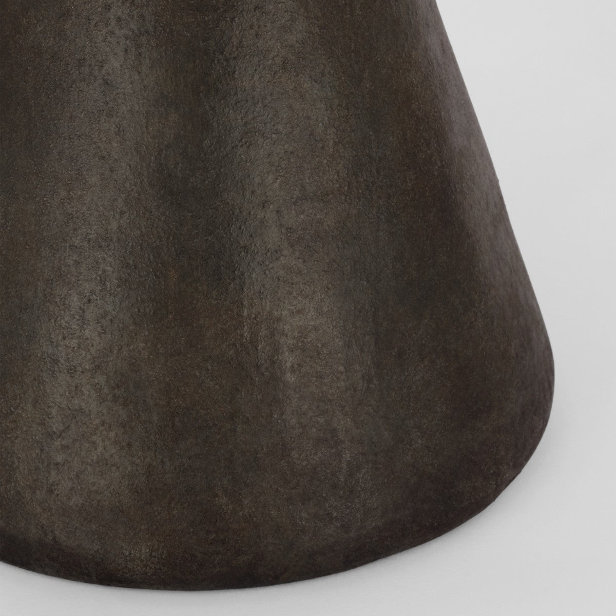 Visual Comfort | Kelly Wearstler | Zealous 30`` Table Lamp