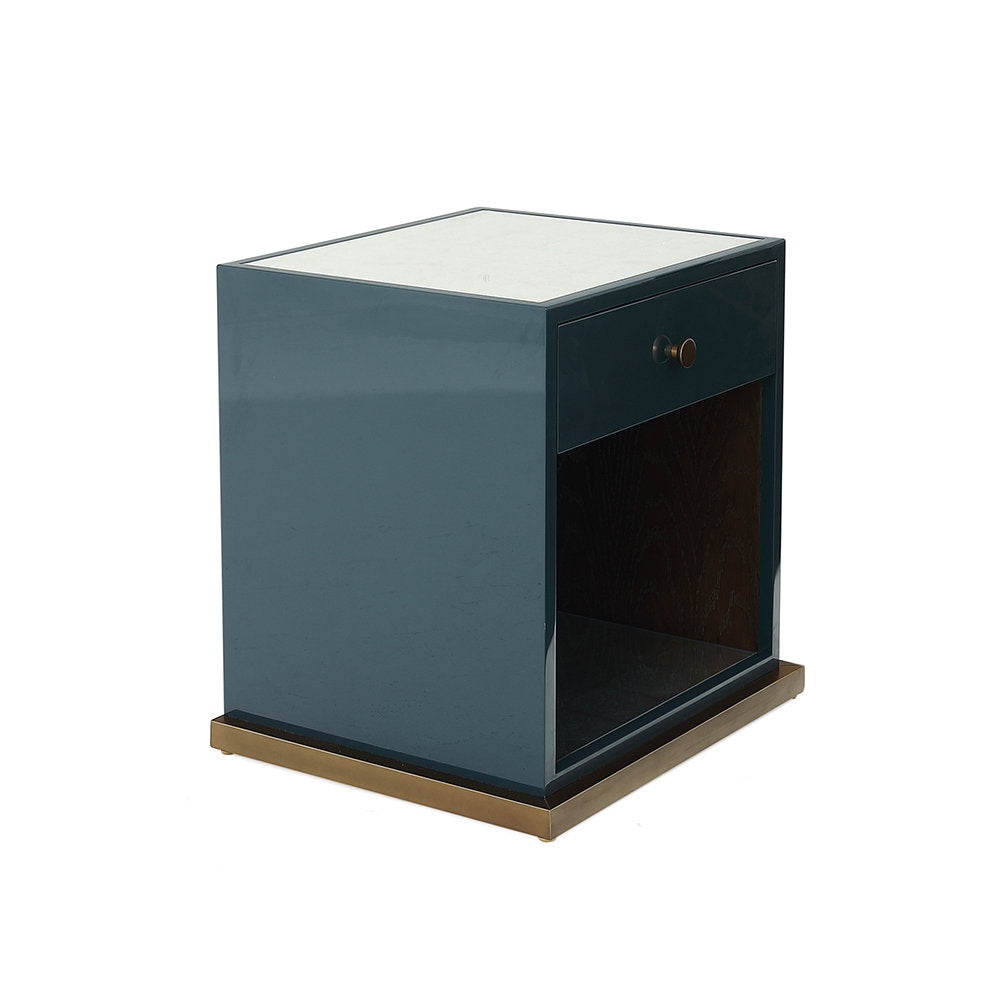 Julian Chichester | Berlin Bedside