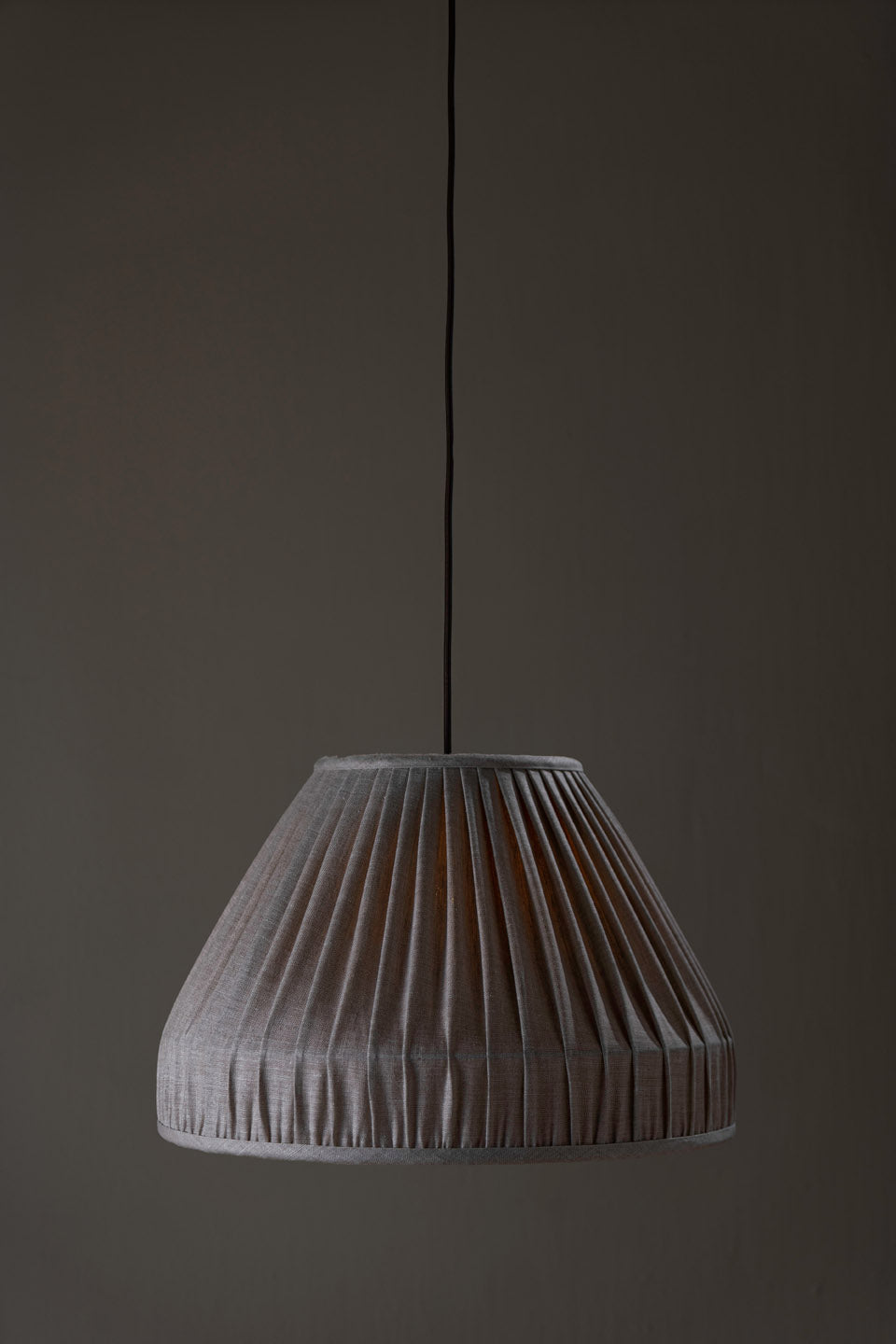 Porta Romana I Banded Empire Hanging Shade
