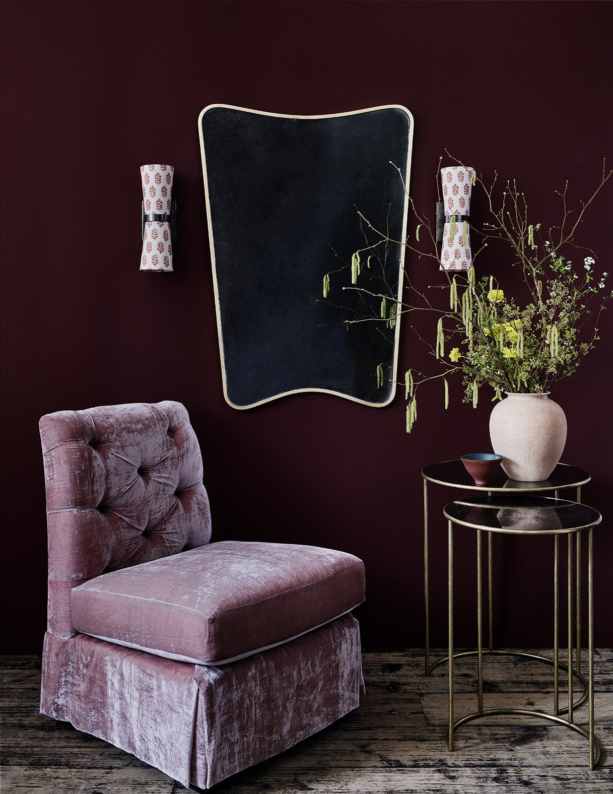 Porta Romana I Lilburn Wall Light Large