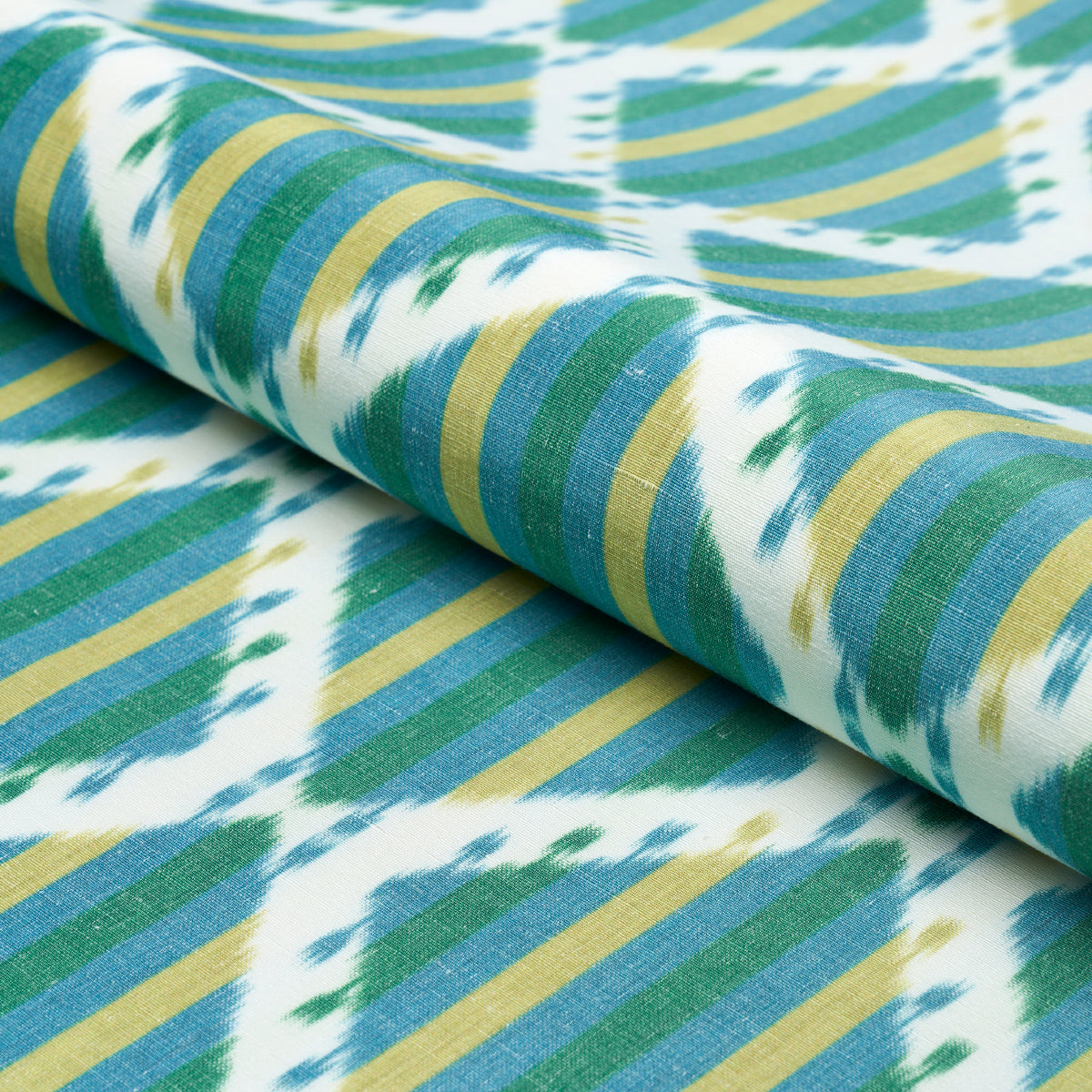 Schumacher | Kai Striped Ikat fabric - 181291
