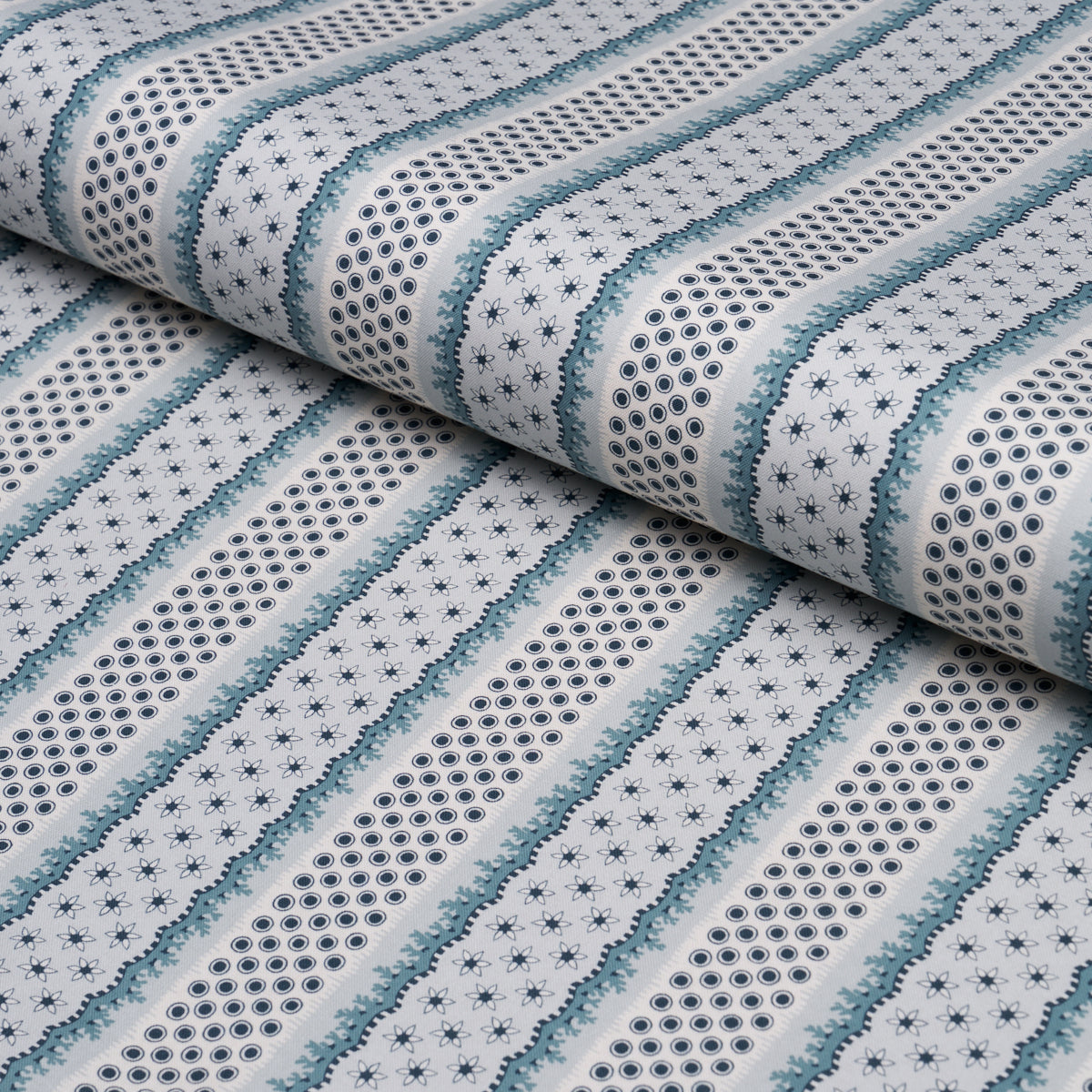 Schumacher | Matilda fabric - 182691