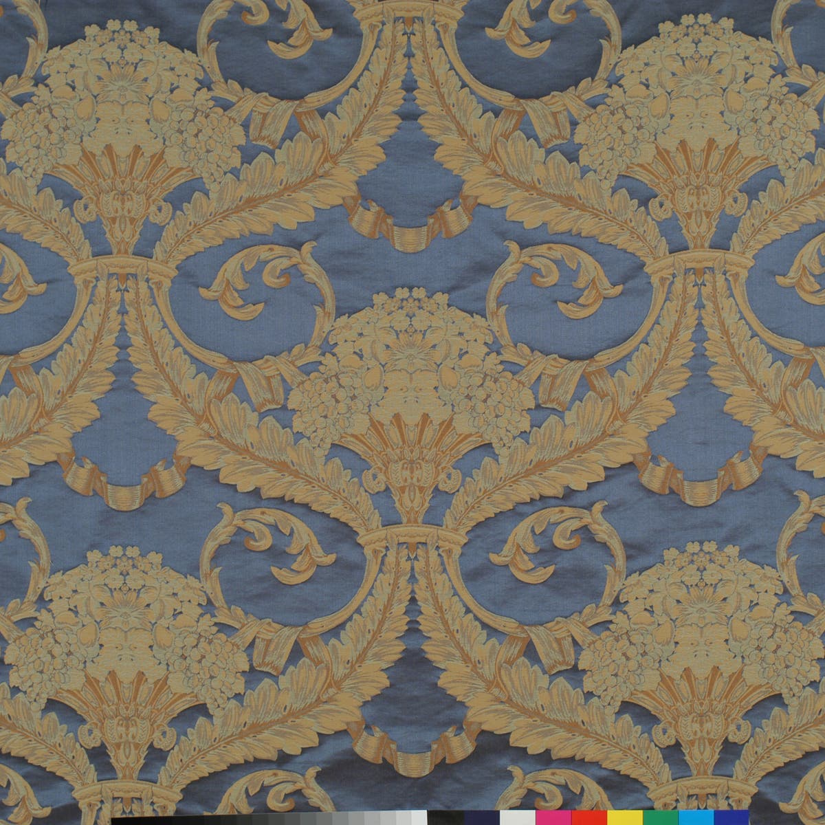 Rubelli Labuan fabric - Blu