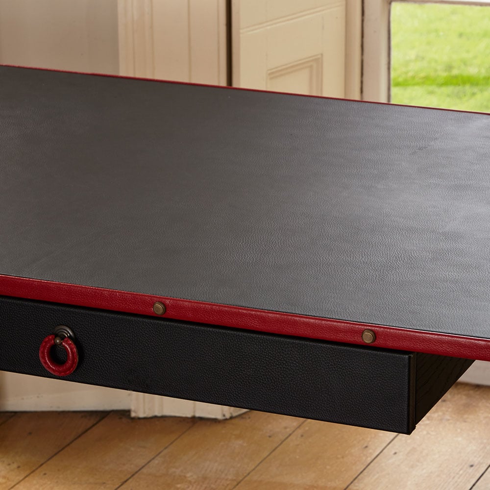 Richter Desk