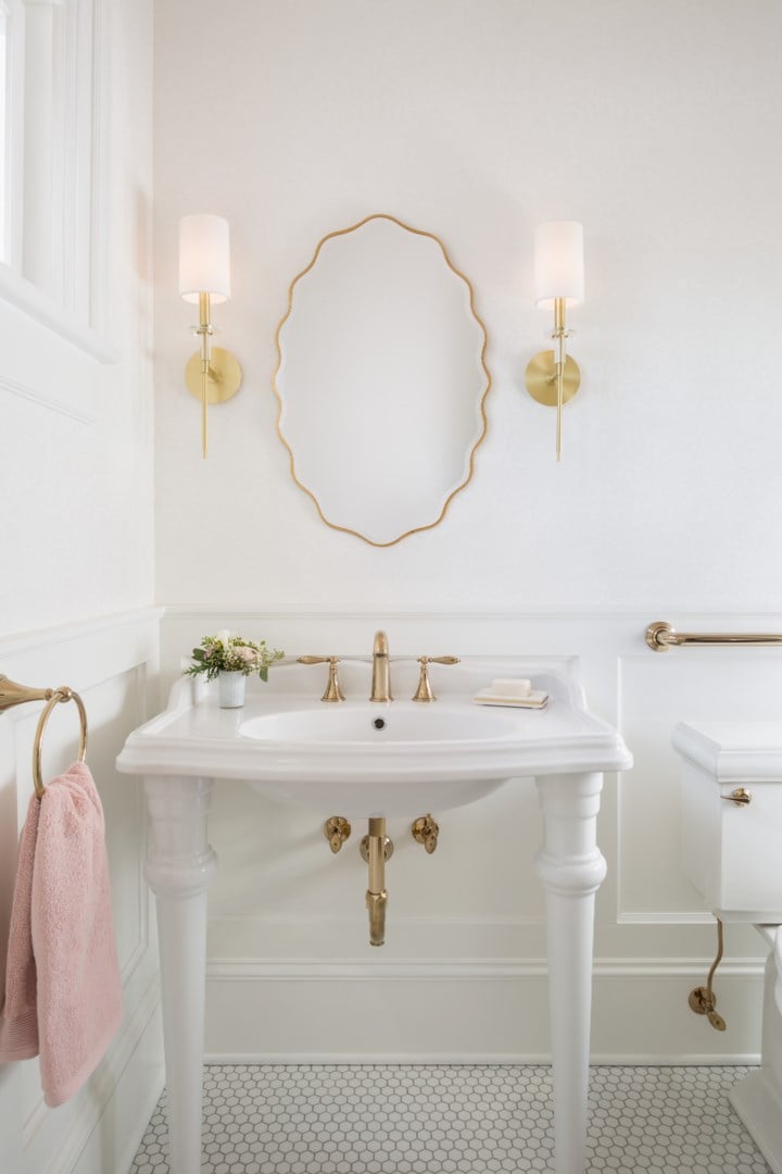 Andrew Martin Amherst Wall Light