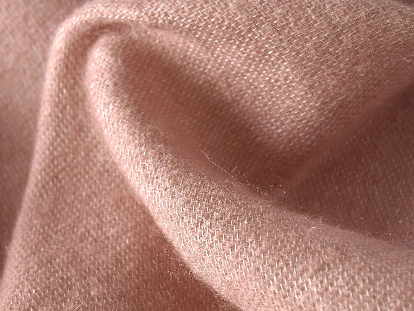 Pierre Frey Connemara - Blush