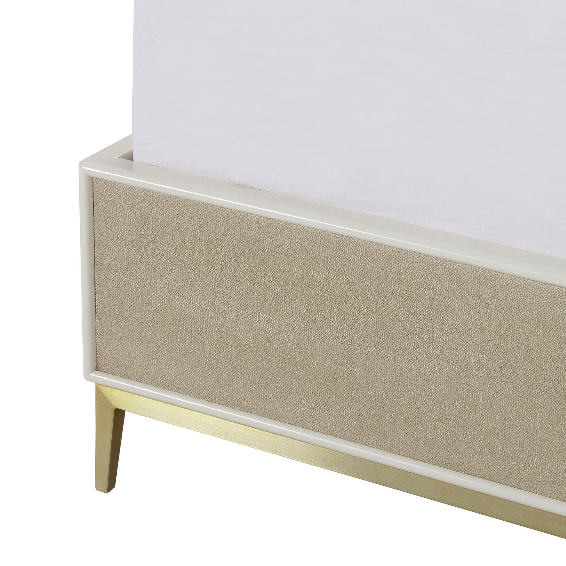 Alice Bed detail