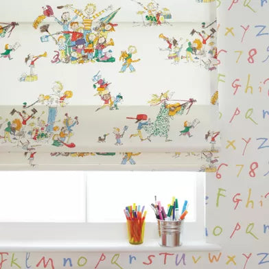Osborne & Little | Cockatoos - room setting
