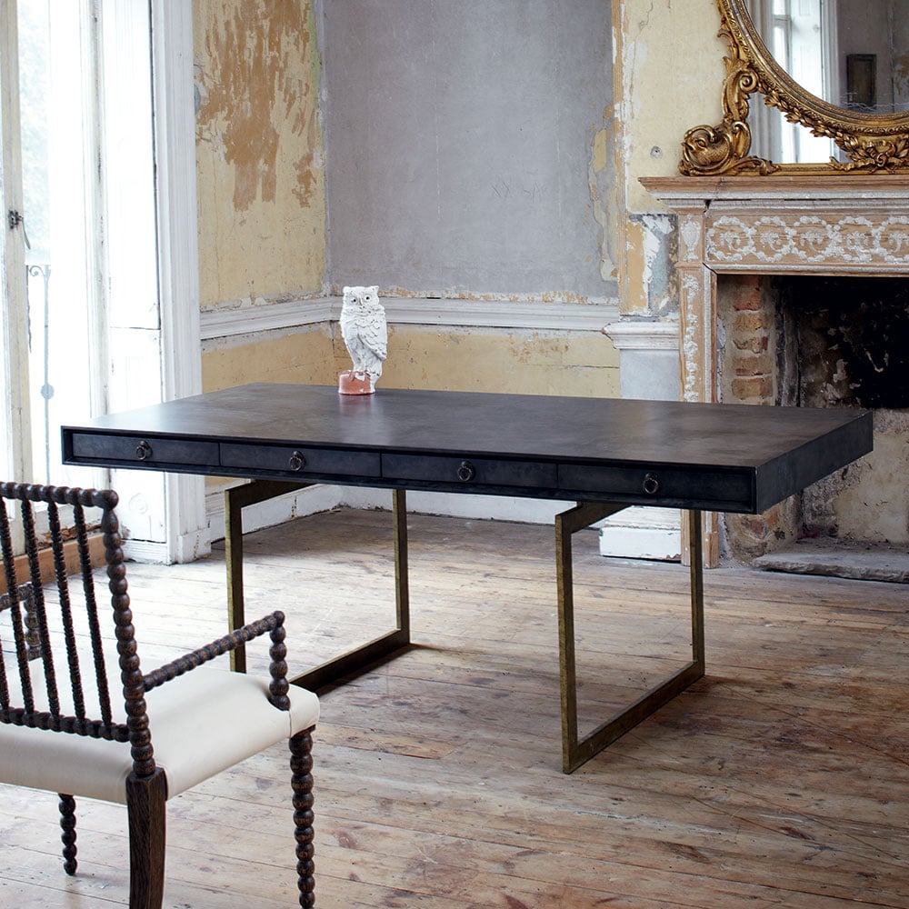 Cortes Desk