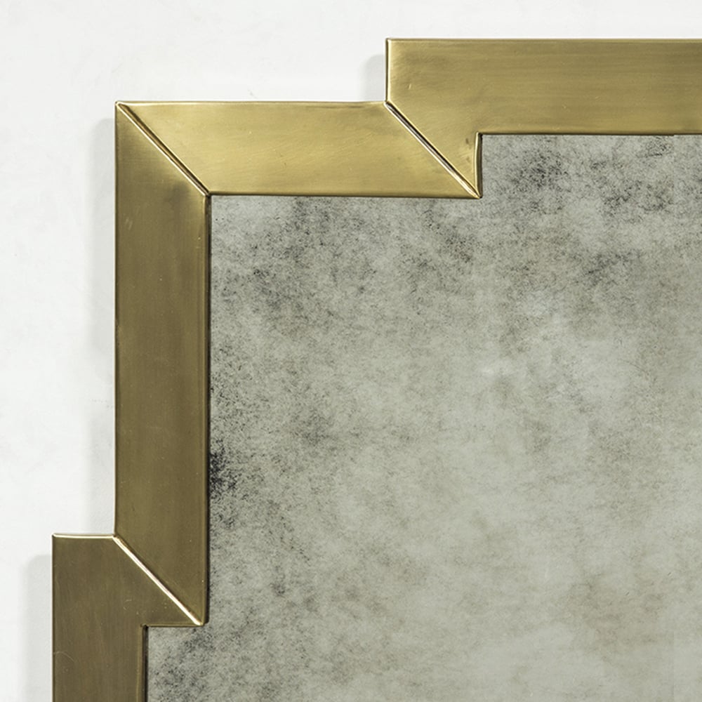 Julian Chichester | Pushkin Mirror