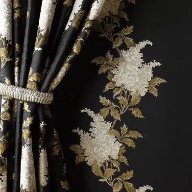 Nina Campbell | Delphine - room setting